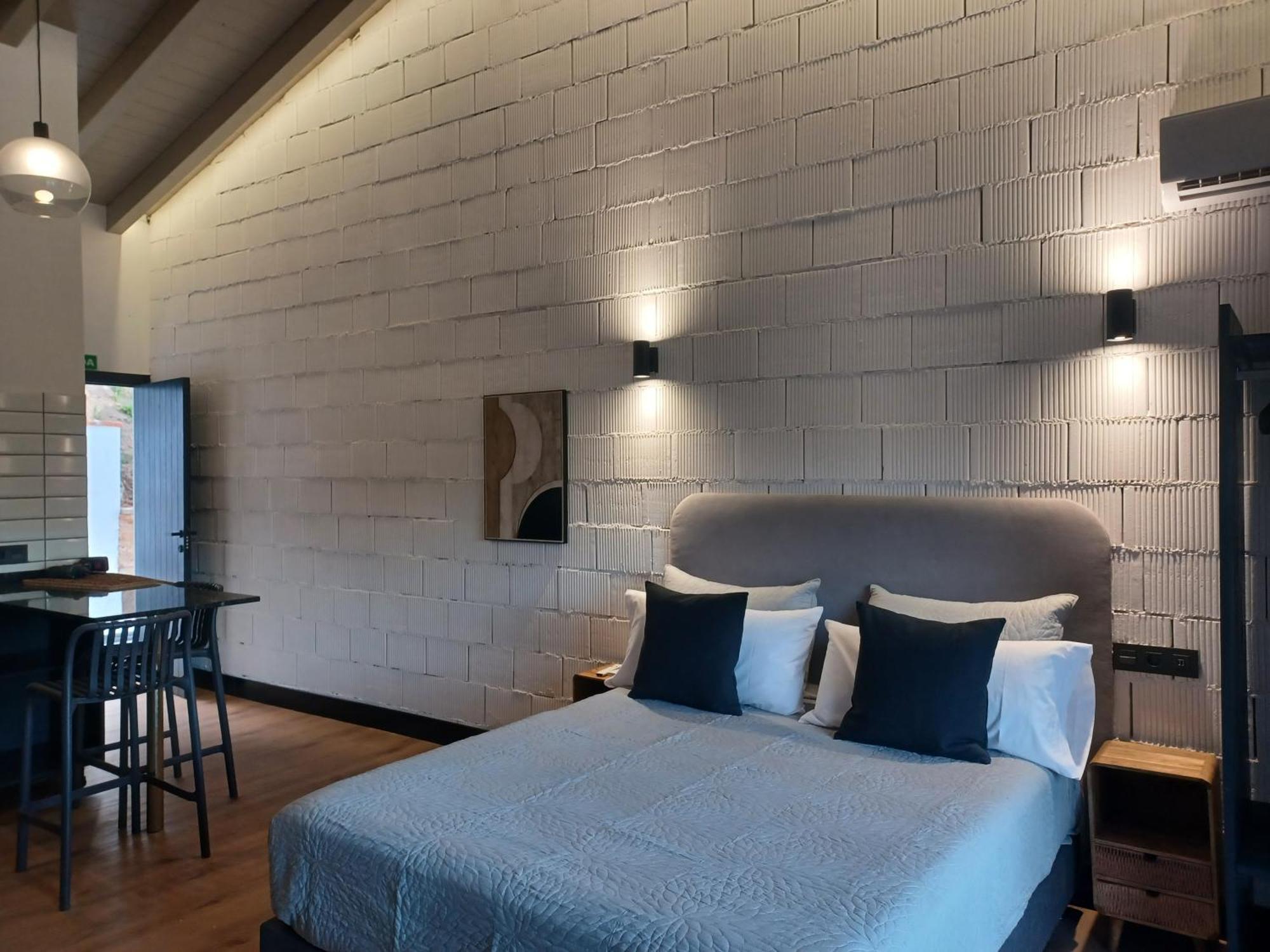Apartamentos El Llanin Cangas de Onis Luaran gambar